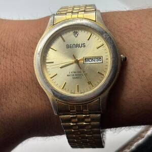 Vintage gold mens watch